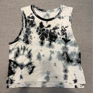 lululemon athletic tie-dye cropped tank, size 6